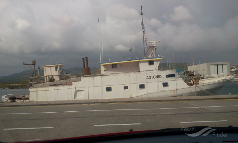 antonio i (Fishing vessel) - IMO , MMSI 247150350, Call Sign IKJH under the flag of Italy