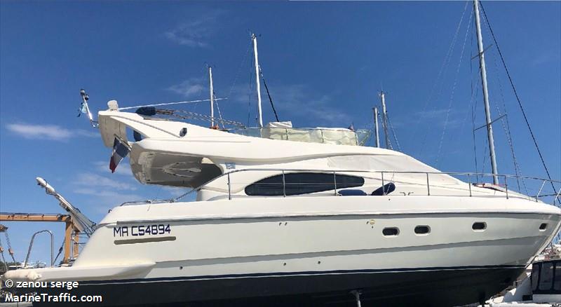 shadow (Pleasure craft) - IMO , MMSI 227969520, Call Sign FAG7486 under the flag of France