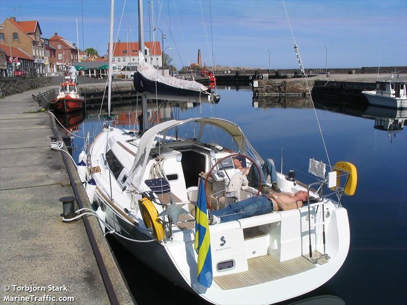 sine cura (Pleasure craft) - IMO , MMSI 265671690, Call Sign SD9646 under the flag of Sweden