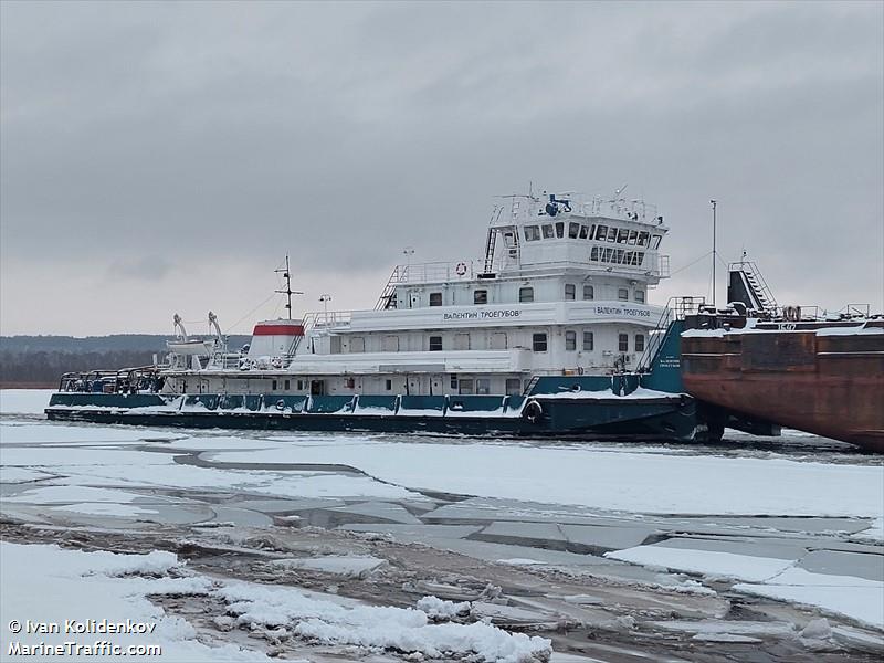 valentin troegubov (-) - IMO , MMSI 273330460 under the flag of Russia