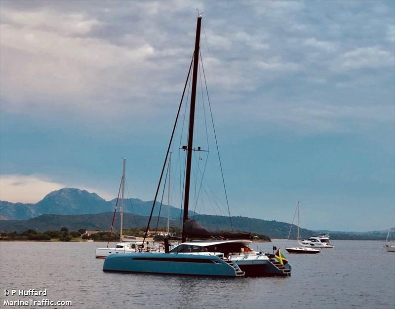 dash (Sailing vessel) - IMO , MMSI 339837000, Call Sign 6YUB2 under the flag of Jamaica