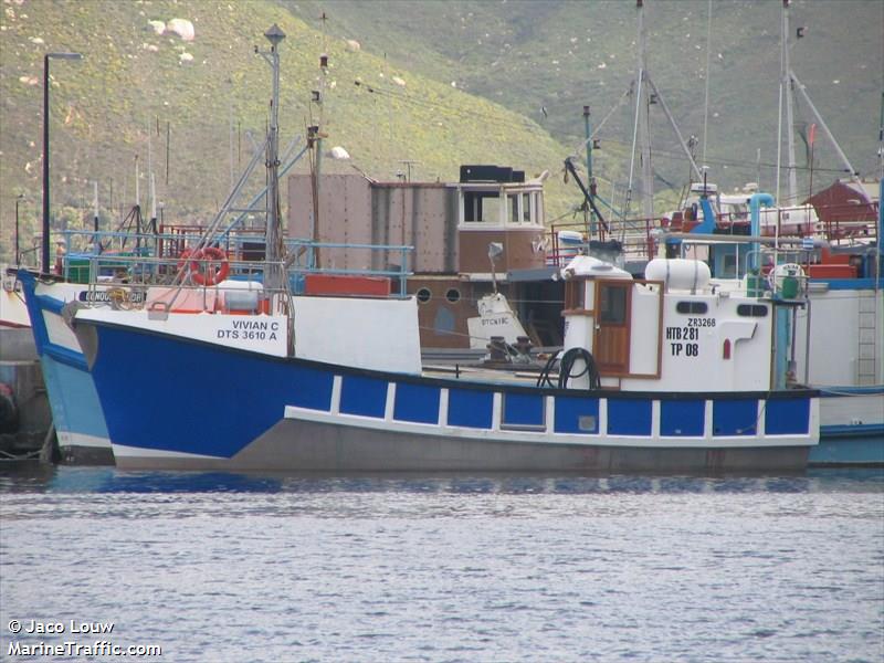 vivian c (Fishing vessel) - IMO , MMSI 601047400, Call Sign ZR 3268 under the flag of South Africa