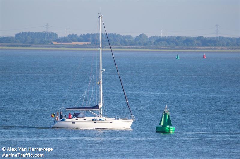 breezer (Sailing vessel) - IMO , MMSI 205428930, Call Sign OP4289 under the flag of Belgium