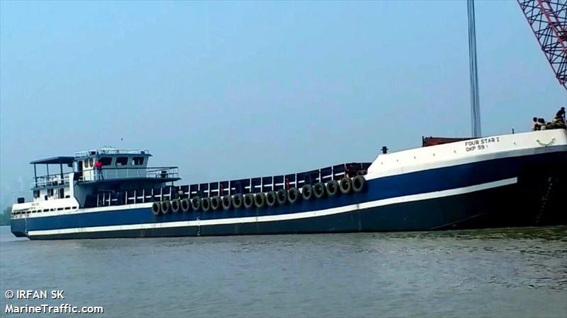 m v four star i (Cargo ship) - IMO , MMSI 419956792, Call Sign 8UUL under the flag of India