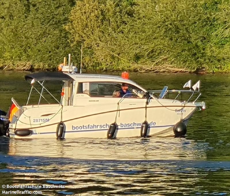 sanfel (Pleasure craft) - IMO , MMSI 211747020, Call Sign DG4035 under the flag of Germany