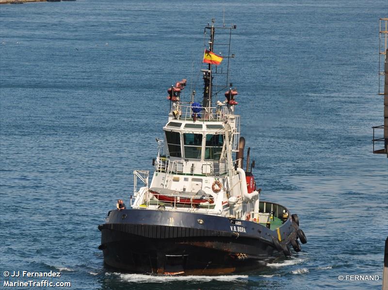 v.b. bora (Tug) - IMO 9245809, MMSI 224027840, Call Sign EAGC under the flag of Spain