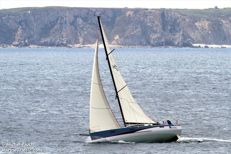 ere hud (Pleasure craft) - IMO , MMSI 227289990 under the flag of France