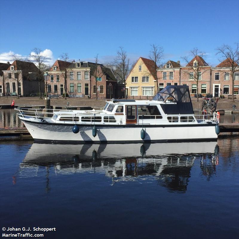 nuephar 1970 (Pleasure craft) - IMO , MMSI 244670049, Call Sign PA5048 under the flag of Netherlands