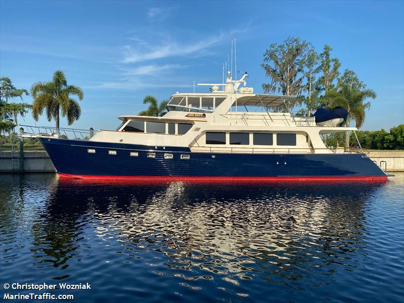 off duty (Pleasure craft) - IMO , MMSI 367738520, Call Sign WDI8426 under the flag of United States (USA)