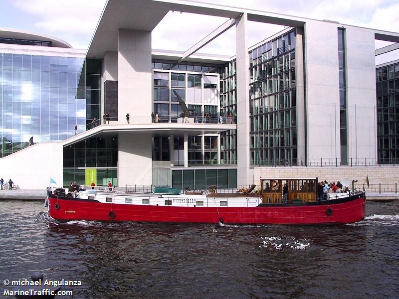 anny (Passenger ship) - IMO , MMSI 211337540, Call Sign DB2762 under the flag of Germany