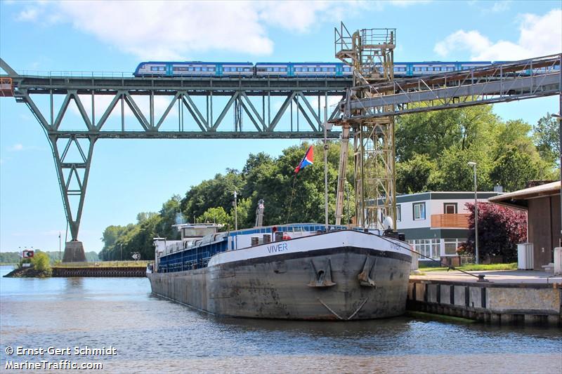 viver (Cargo ship) - IMO , MMSI 211505930, Call Sign DC 6430 under the flag of Germany