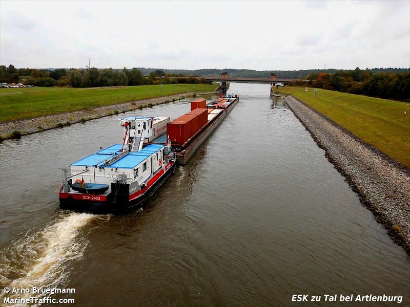 sch 2423 (Cargo ship) - IMO , MMSI 211518810, Call Sign DA9002 under the flag of Germany