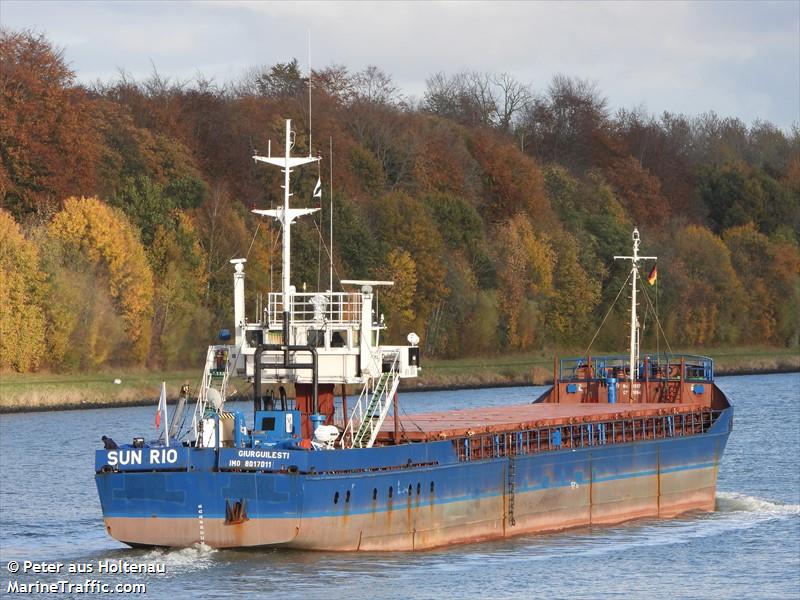 sun rio (General Cargo Ship) - IMO 8017011, MMSI 214182761, Call Sign ER2761 under the flag of Moldova