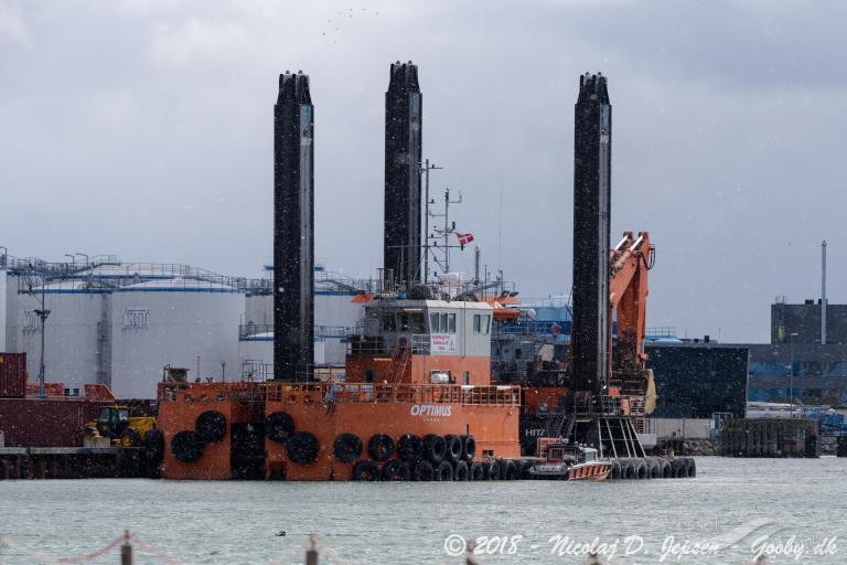 optimus (Dredging or UW ops) - IMO , MMSI 230063110, Call Sign OH3810 under the flag of Finland