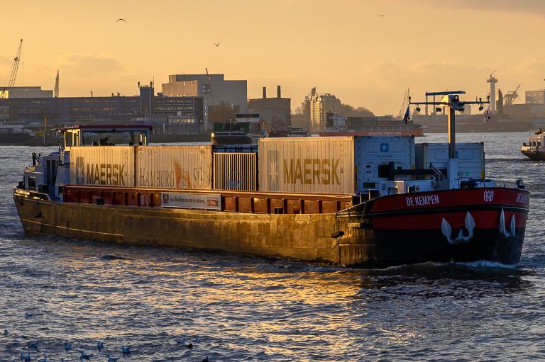 de kempen (Cargo ship) - IMO , MMSI 244060084, Call Sign PC 3265 under the flag of Netherlands