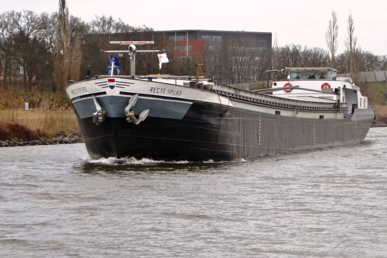 adeline (Cargo ship) - IMO , MMSI 244130292, Call Sign PD6645 under the flag of Netherlands