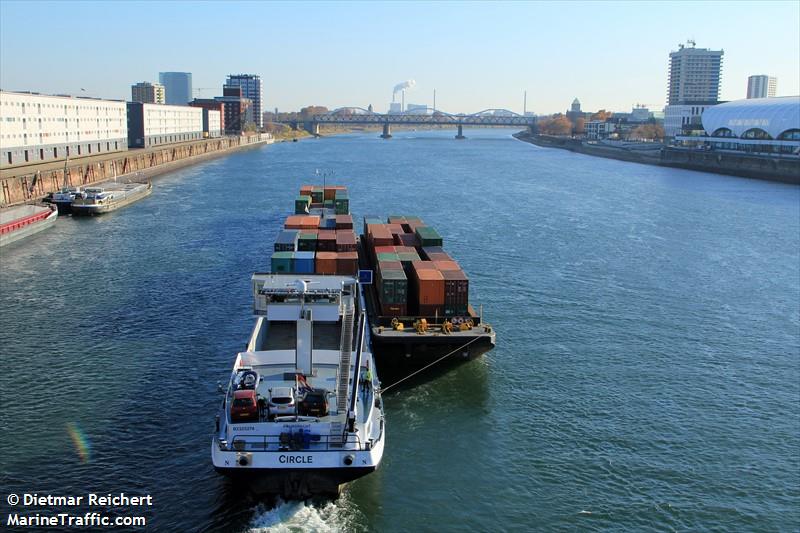 circle (Cargo ship) - IMO , MMSI 244710135, Call Sign PD3962 under the flag of Netherlands