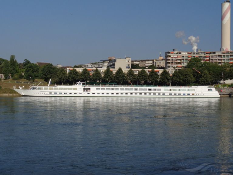 la boheme (Passenger ship) - IMO , MMSI 244710171, Call Sign PI8440 under the flag of Netherlands