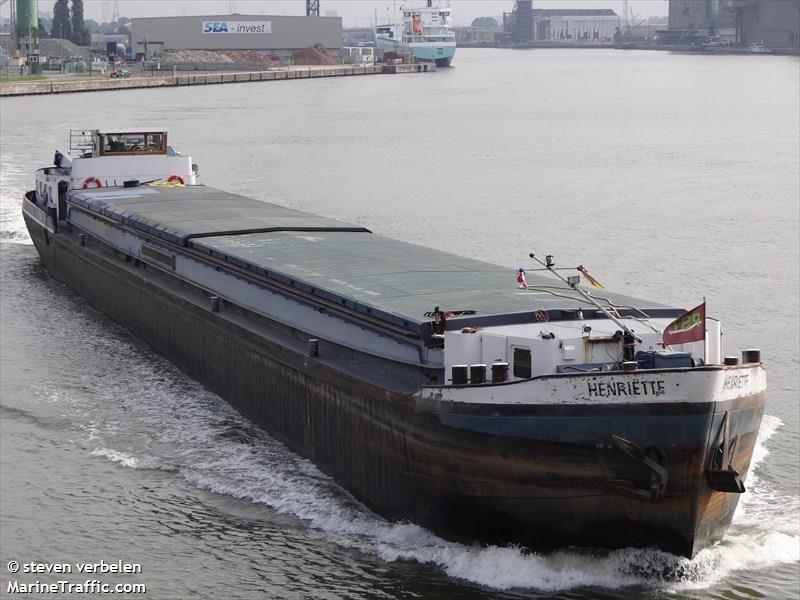 skyline (Cargo ship) - IMO , MMSI 244740593, Call Sign PF3926 under the flag of Netherlands