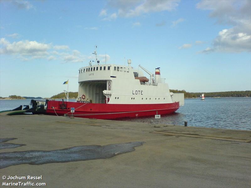 lote (Passenger/Ro-Ro Cargo Ship) - IMO 7398535, MMSI 265549210, Call Sign SMUZ under the flag of Sweden