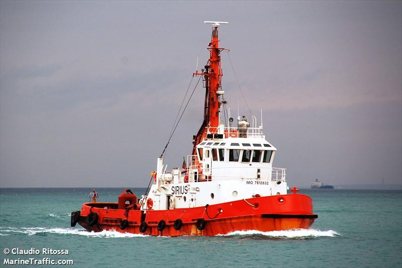 sirius (Tug) - IMO 7612632, MMSI 278046000, Call Sign S5ER9 under the flag of Slovenia