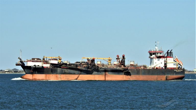 glenn edwards (Hopper Dredger) - IMO 9329045, MMSI 367087140, Call Sign WDC8439 under the flag of United States (USA)