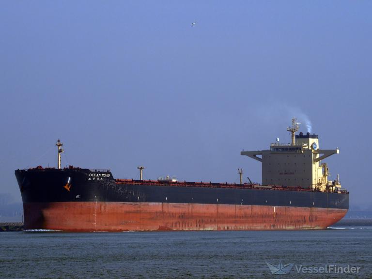 ocean road (Bulk Carrier) - IMO 9617997, MMSI 477139400, Call Sign VRRF3 under the flag of Hong Kong