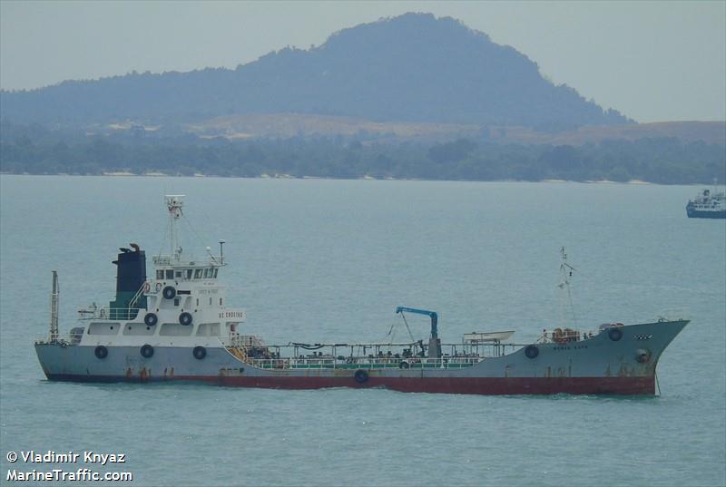 kent 1 (Oil Products Tanker) - IMO 9066887, MMSI 533130516, Call Sign 9MVW4 under the flag of Malaysia