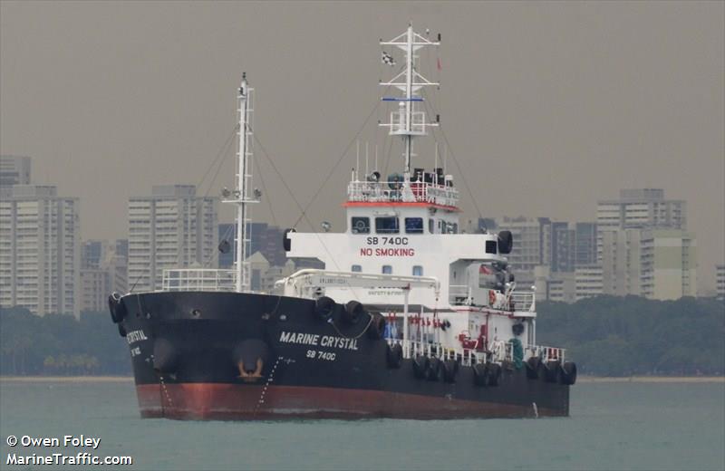 hy crystal (Bunkering Tanker) - IMO 9665035, MMSI 566751000, Call Sign 9V9648 under the flag of Singapore