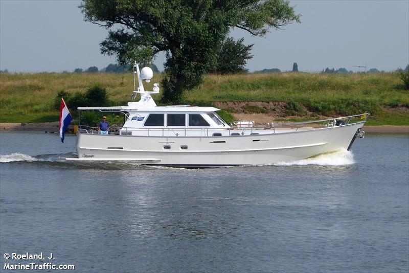 zeeotter (Pleasure craft) - IMO , MMSI 244050669, Call Sign PC7127 under the flag of Netherlands