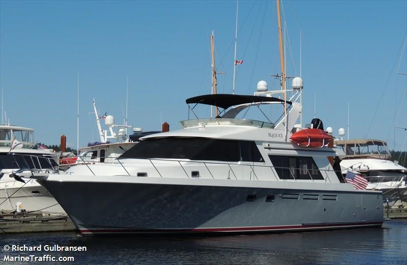 black ice (Pleasure craft) - IMO , MMSI 338115737, Call Sign WDF7330 under the flag of USA