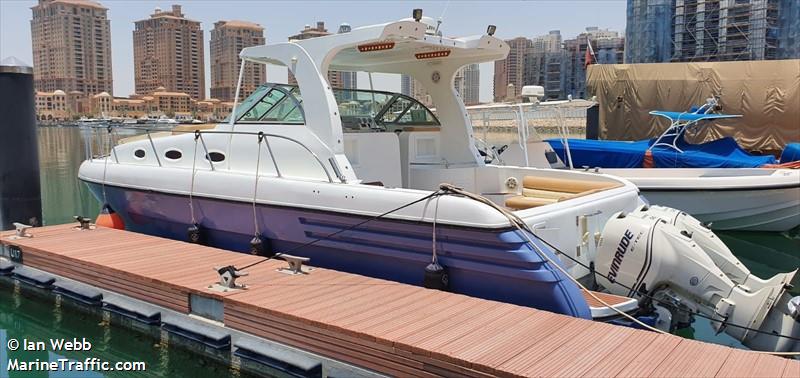 four bouys (Pleasure craft) - IMO , MMSI 466554060, Call Sign A7D9130 under the flag of Qatar