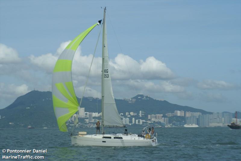 la boheme (Sailing vessel) - IMO , MMSI 477991295, Call Sign VRS8030 under the flag of Hong Kong