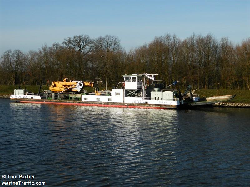 mzf mittelweser (WIG) - IMO , MMSI 211474010, Call Sign DC6521 under the flag of Germany