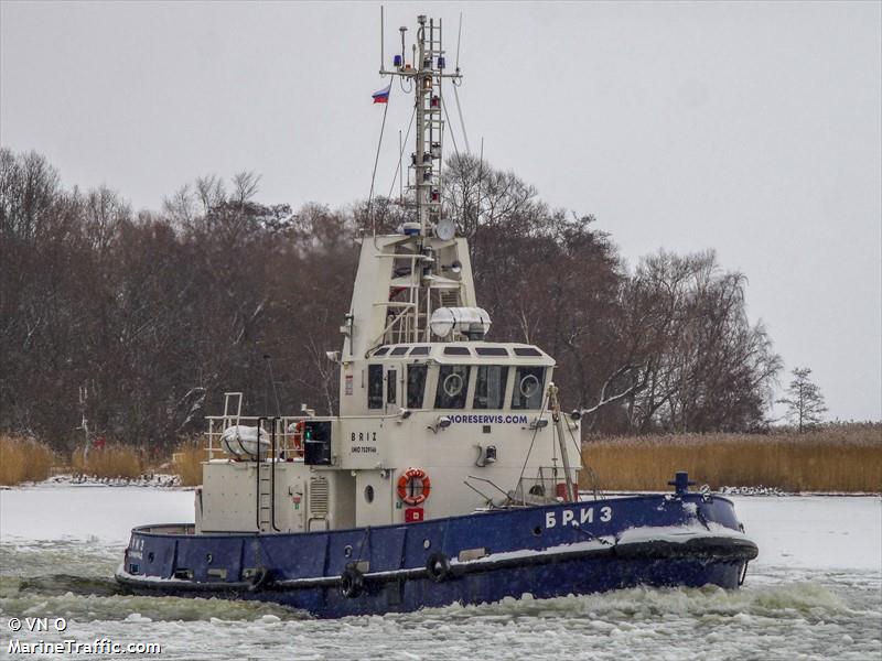 briz (Tug) - IMO 7529146, MMSI 273216280, Call Sign UBWU8 under the flag of Russia