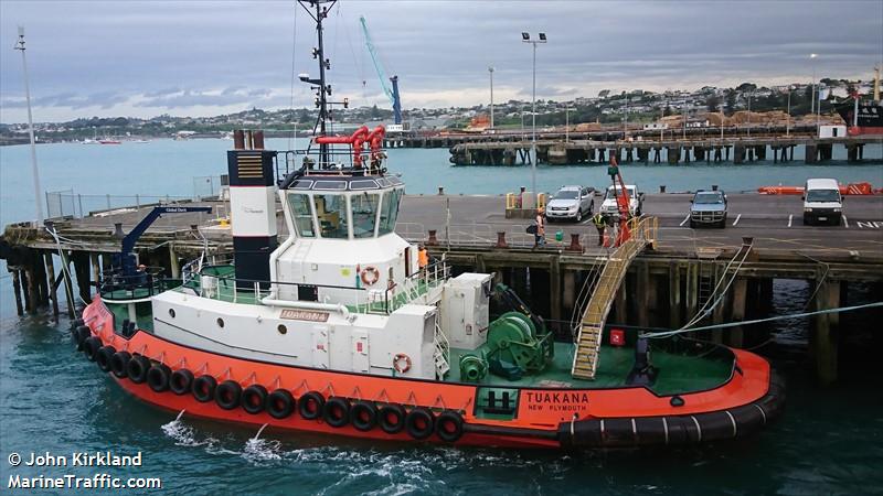 tuakana (Towing vessel) - IMO , MMSI 512000224, Call Sign ZM2000 under the flag of New Zealand