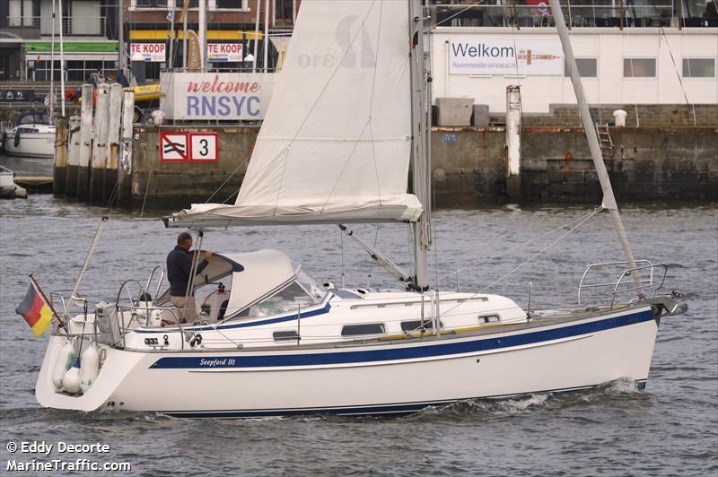 seepferdiii (Pleasure craft) - IMO , MMSI 211549280, Call Sign DG7086 under the flag of Germany