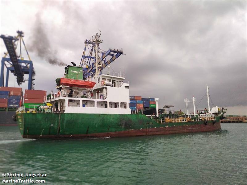 mt vamsee ii (Oil Products Tanker) - IMO 8718342, MMSI 419681000, Call Sign AUSU under the flag of India