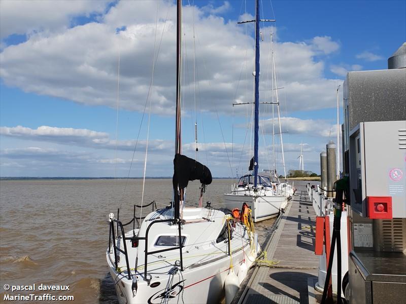 x-dragonfly (Sailing vessel) - IMO , MMSI 227167510, Call Sign FAA8934 under the flag of France