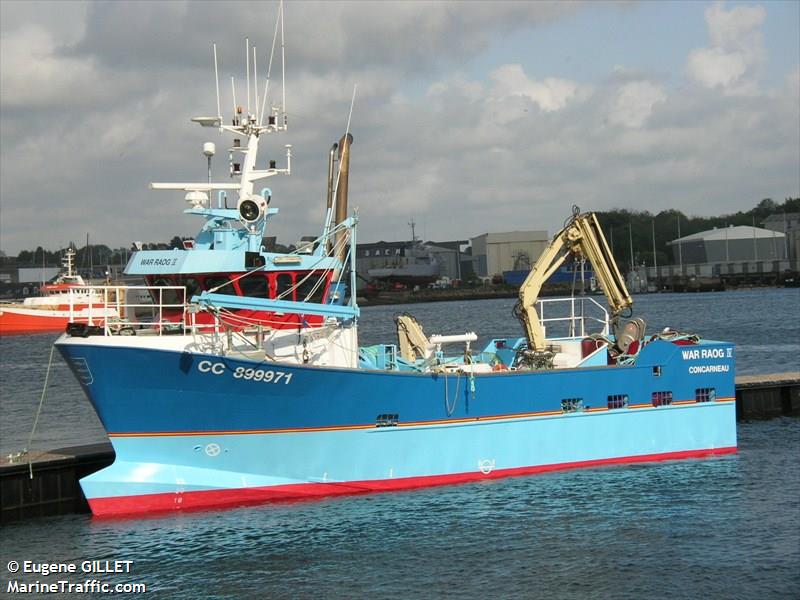 war raog iv (Fishing vessel) - IMO , MMSI 228260900, Call Sign FMLI under the flag of France