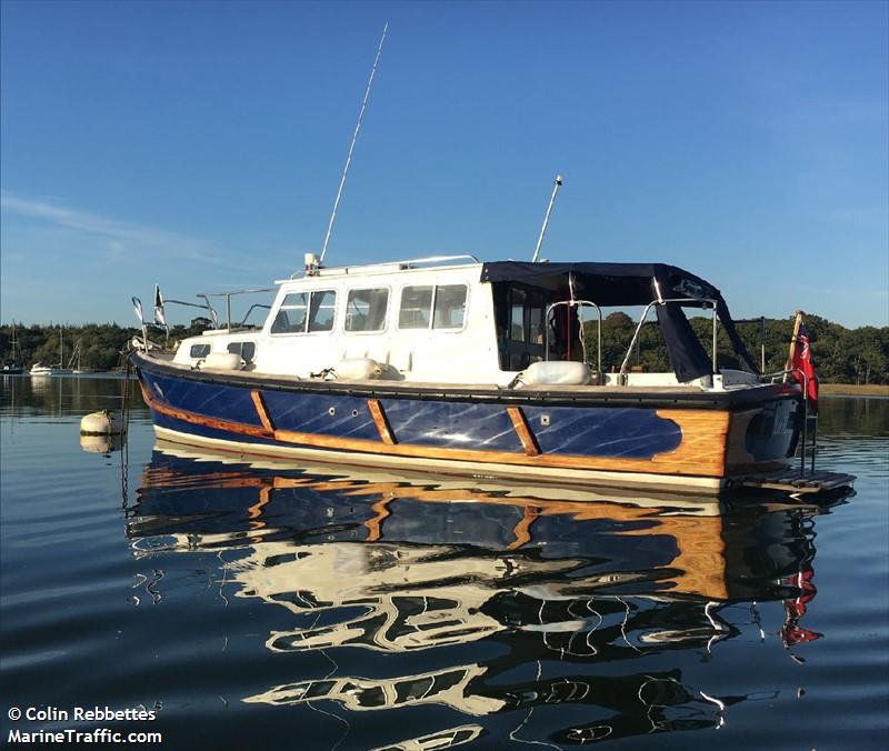 blue heron (Pleasure craft) - IMO , MMSI 232015380, Call Sign MDAU2 under the flag of United Kingdom (UK)