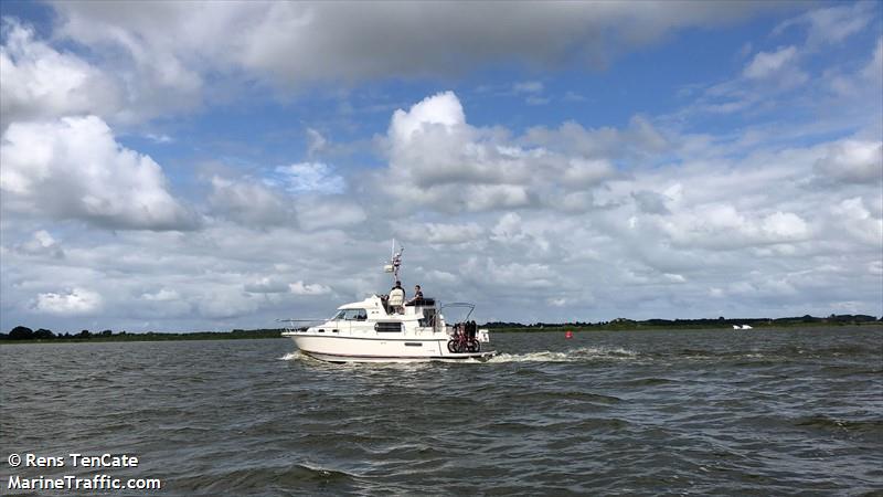 hotspot (Pleasure craft) - IMO , MMSI 244101512, Call Sign PG9521 under the flag of Netherlands