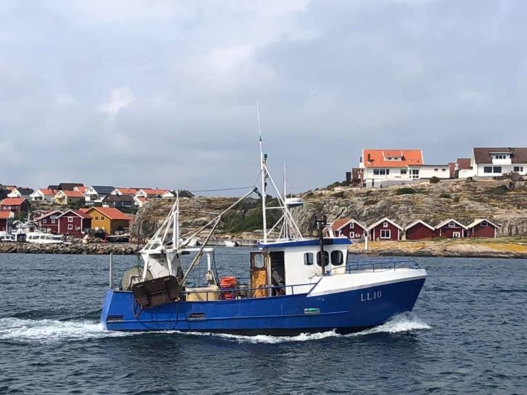 ll10 ella (Fishing vessel) - IMO , MMSI 265807770, Call Sign SFB7967 under the flag of Sweden