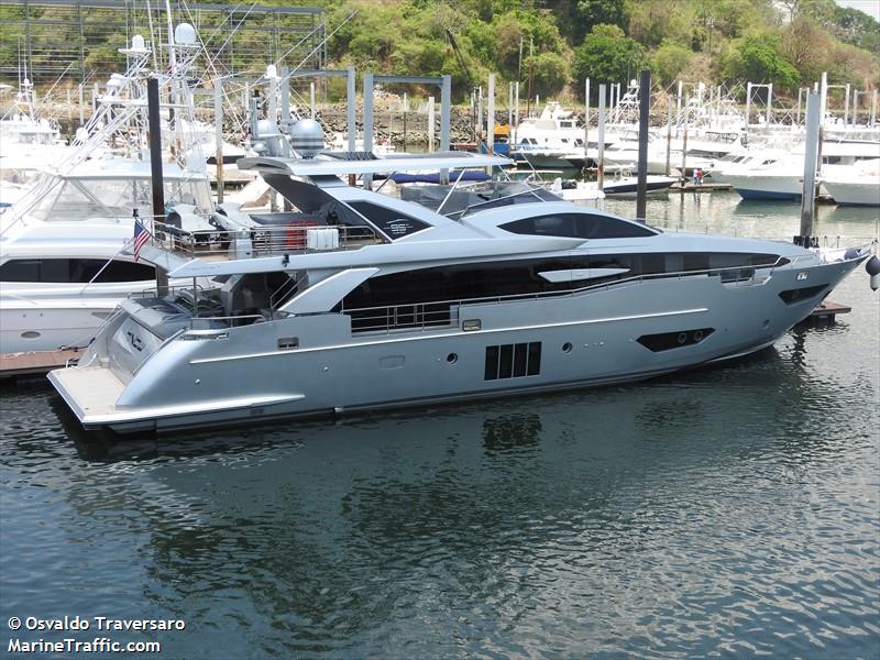 four now (Pleasure craft) - IMO , MMSI 338183646 under the flag of USA