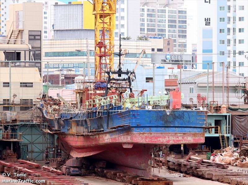 genpukumaru no.31 (Fishing vessel) - IMO , MMSI 431014072, Call Sign JD4644 under the flag of Japan