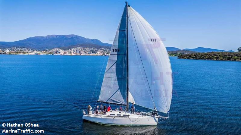 no limit (Sailing vessel) - IMO , MMSI 503006670, Call Sign VJN4547 under the flag of Australia