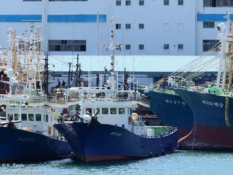87tongyoung (Fishing vessel) - IMO , MMSI 440108160, Call Sign 323 under the flag of Korea