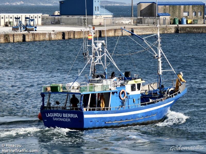 lagundu berria (Unknown) - IMO , MMSI 224082160 under the flag of Spain