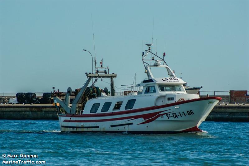 la mar (Fishing vessel) - IMO , MMSI 224205880 under the flag of Spain