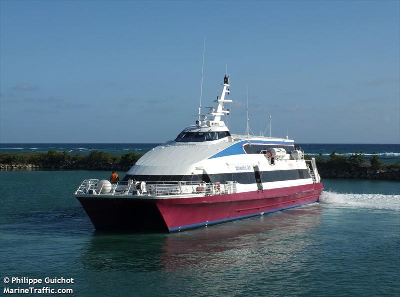 atlanticjet (Passenger Ship) - IMO 9331995, MMSI 329003100, Call Sign FMCZ under the flag of Guadeloupe